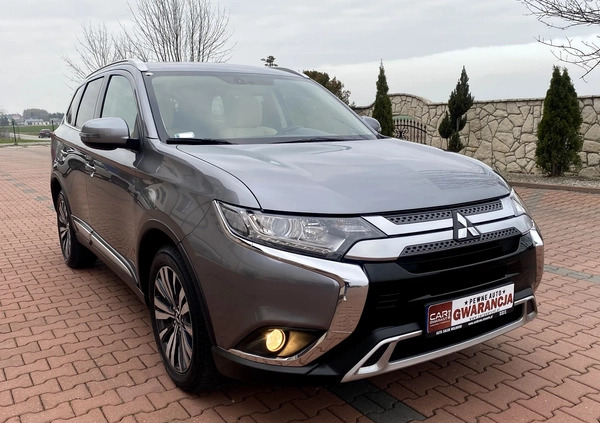 Mitsubishi Outlander cena 94900 przebieg: 106000, rok produkcji 2019 z Świeradów-Zdrój małe 781